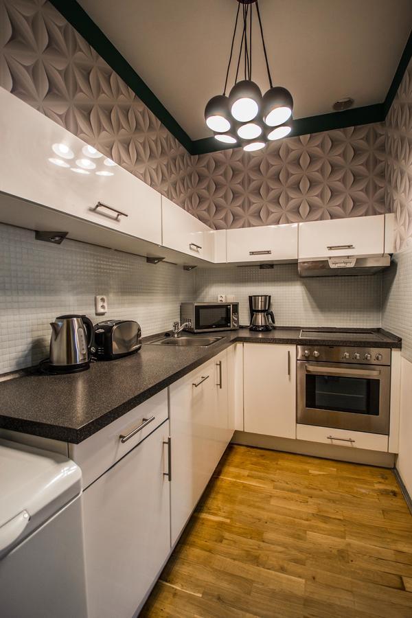 Stylish Apartments Close To Eden Garden Praha Bagian luar foto