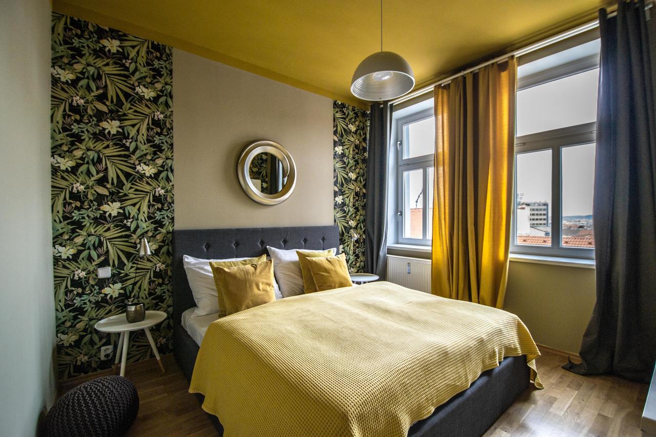 Stylish Apartments Close To Eden Garden Praha Bagian luar foto