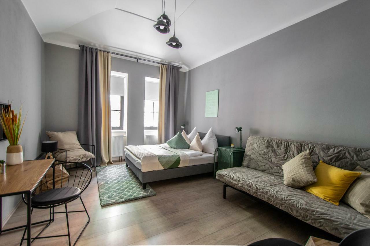 Stylish Apartments Close To Eden Garden Praha Bagian luar foto
