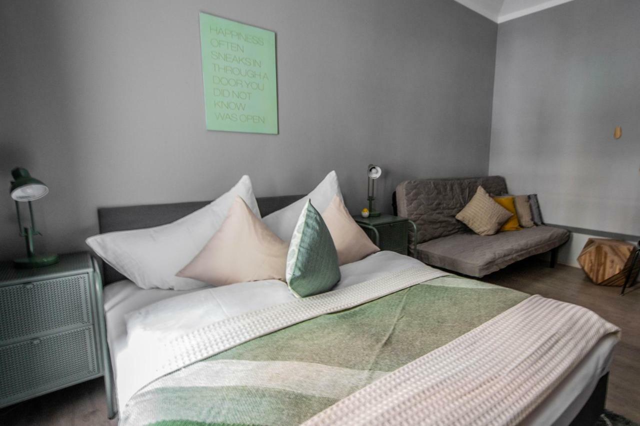 Stylish Apartments Close To Eden Garden Praha Bagian luar foto