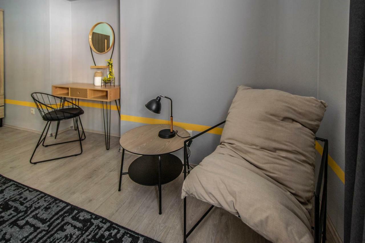 Stylish Apartments Close To Eden Garden Praha Bagian luar foto