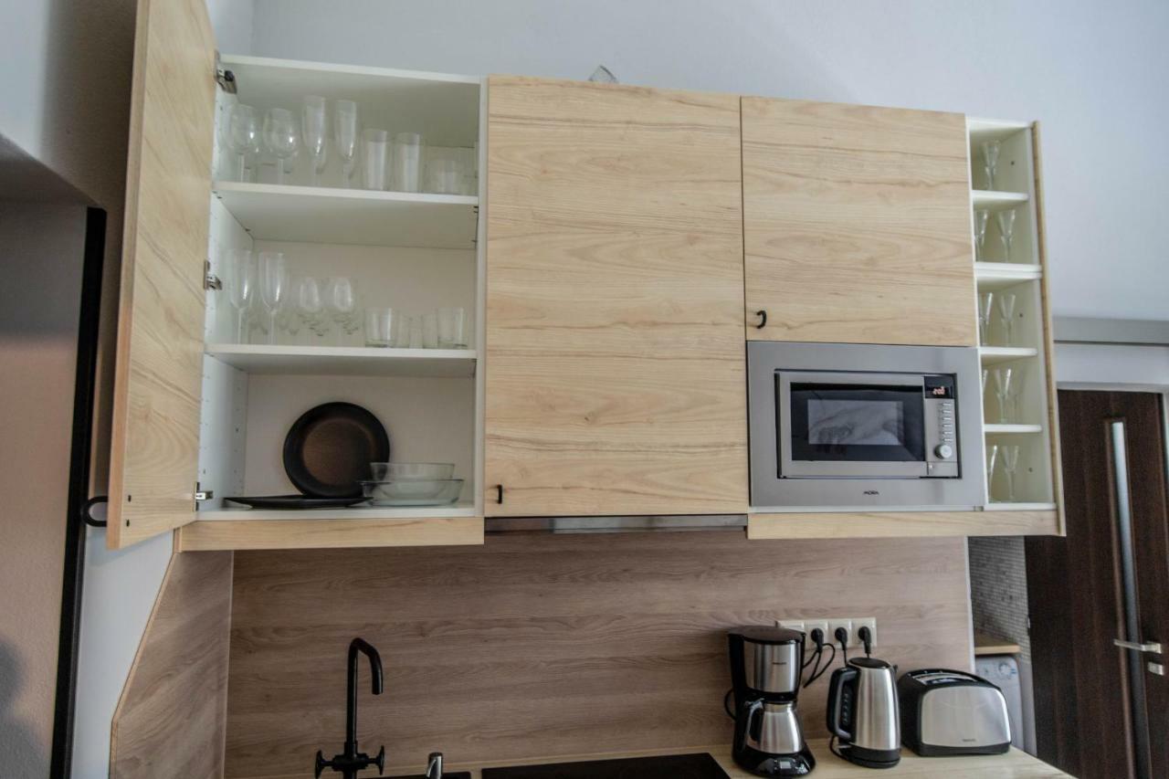 Stylish Apartments Close To Eden Garden Praha Bagian luar foto